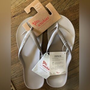BRAND NEW!  Archies Taupe Arch Support Flip Flops